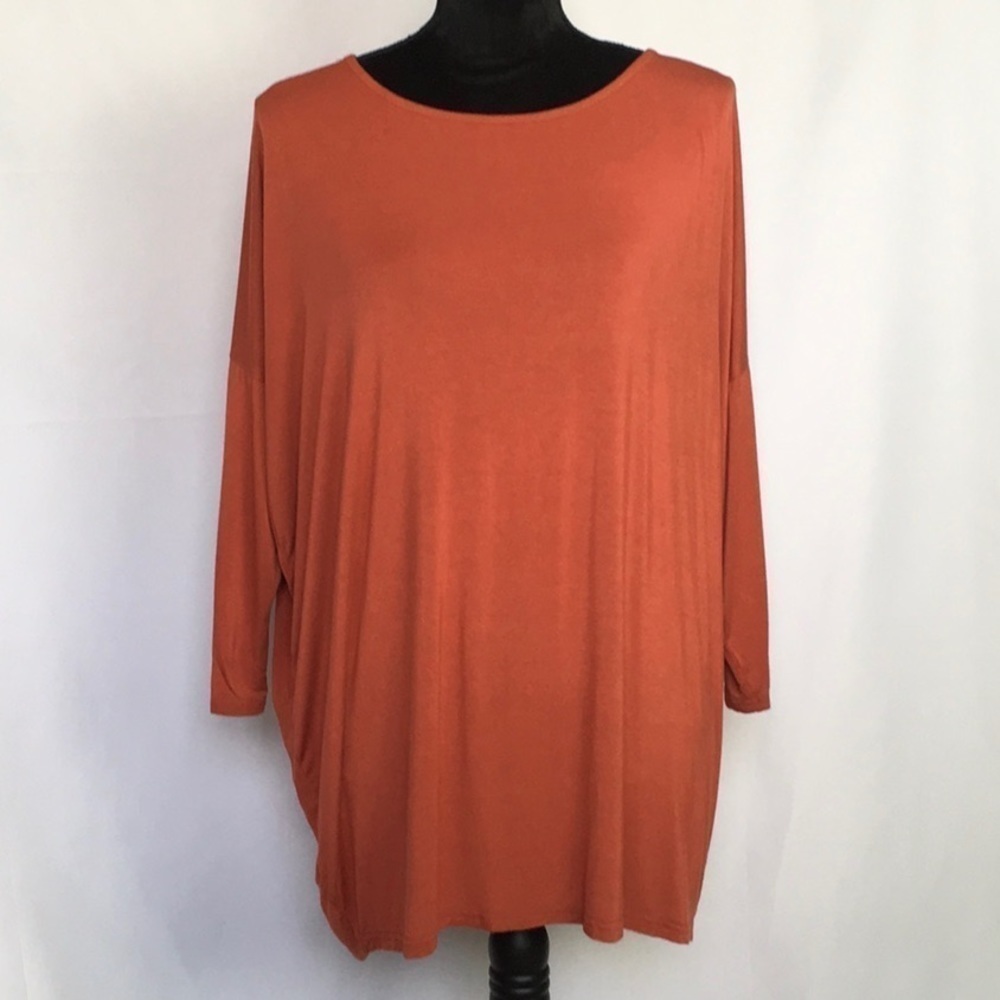 🎉 Buy 1, get 2 Free on all items $12 or less Simple by Suzanne Betro High Low